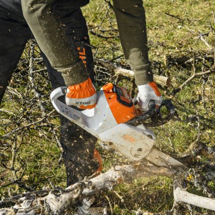 Performance Plus MS | Scie à chaîne à batterie Stihl MSA 60 C-BQ | idéal pour couper des branches d'arbres
